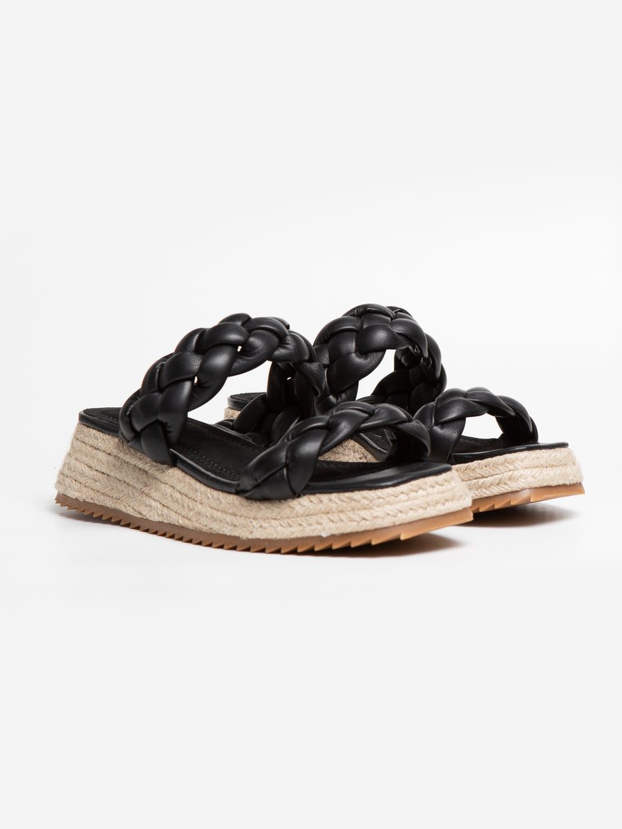 FLATFORM LEATHER SANDAL